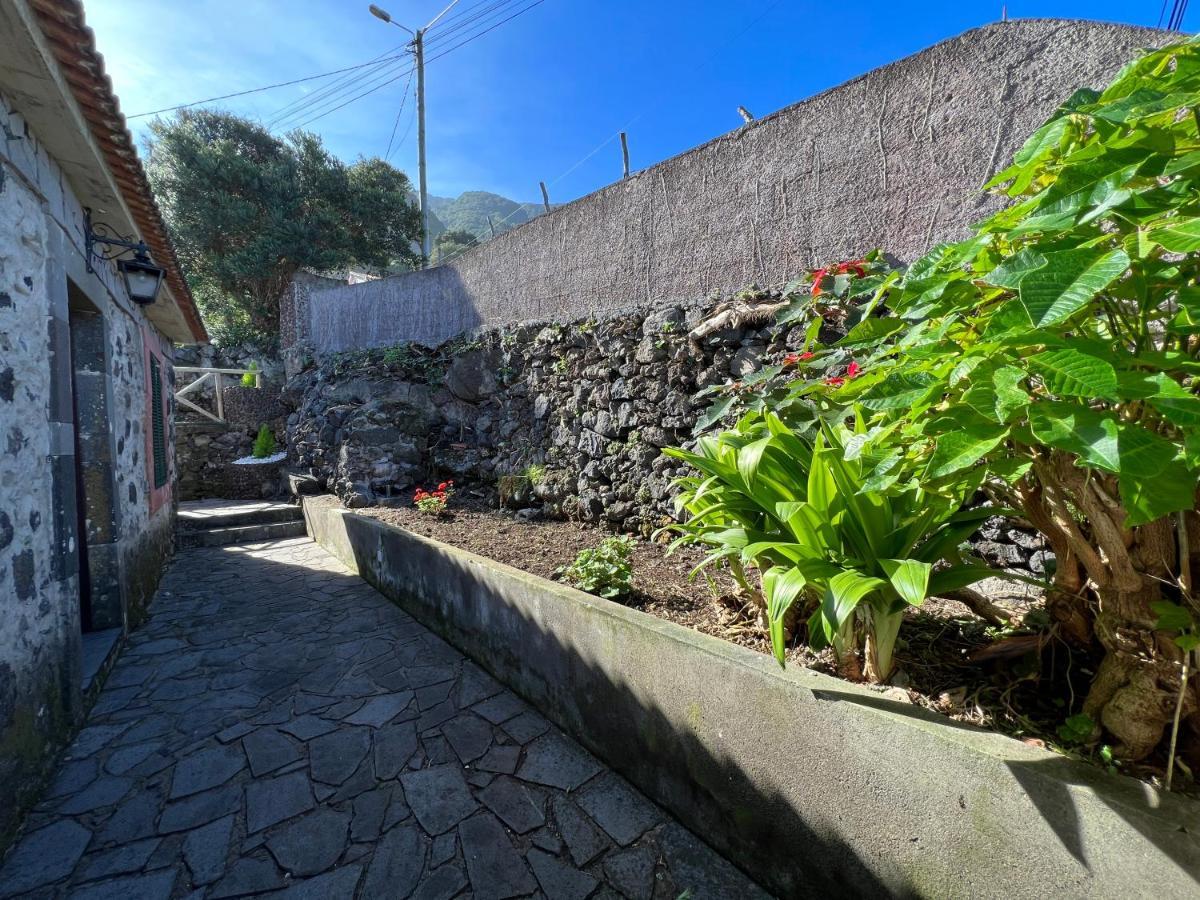 Gouveia Cottage Seixal  Eksteriør billede